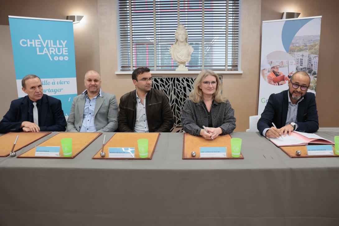 SIGNATURE CHEVILLY 4